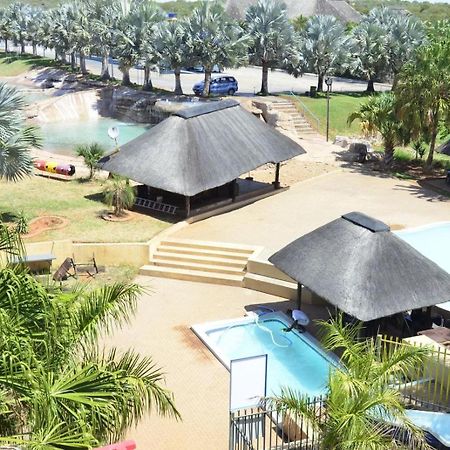 Sandriver Resort Musina Exterior photo