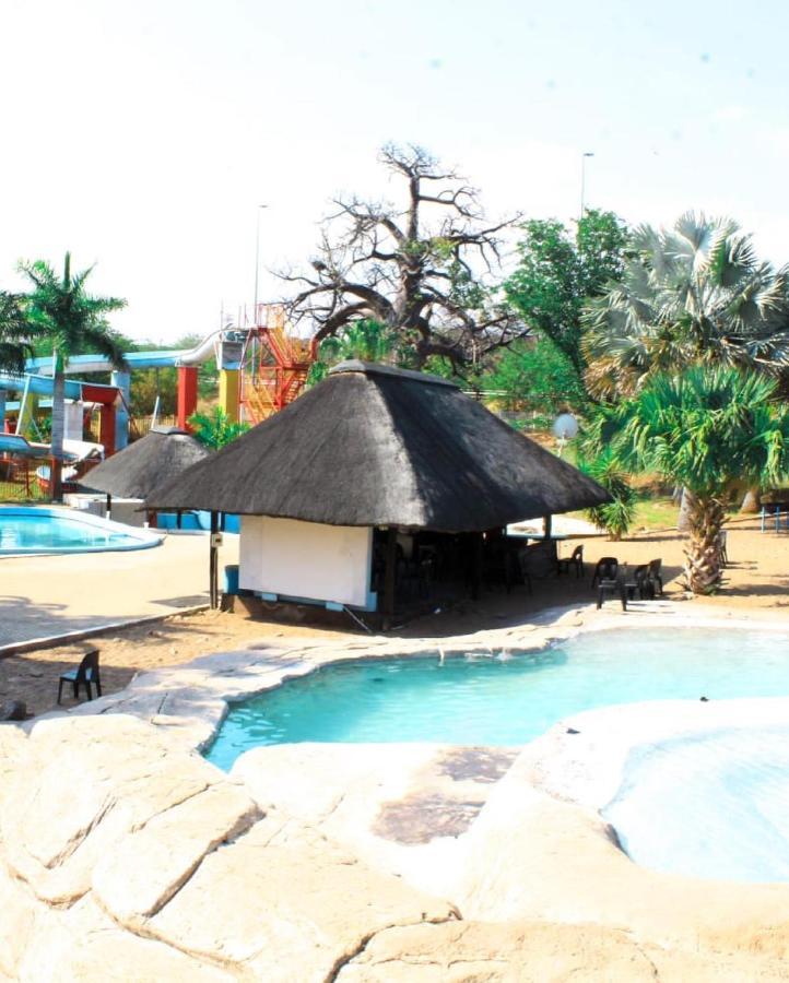 Sandriver Resort Musina Exterior photo